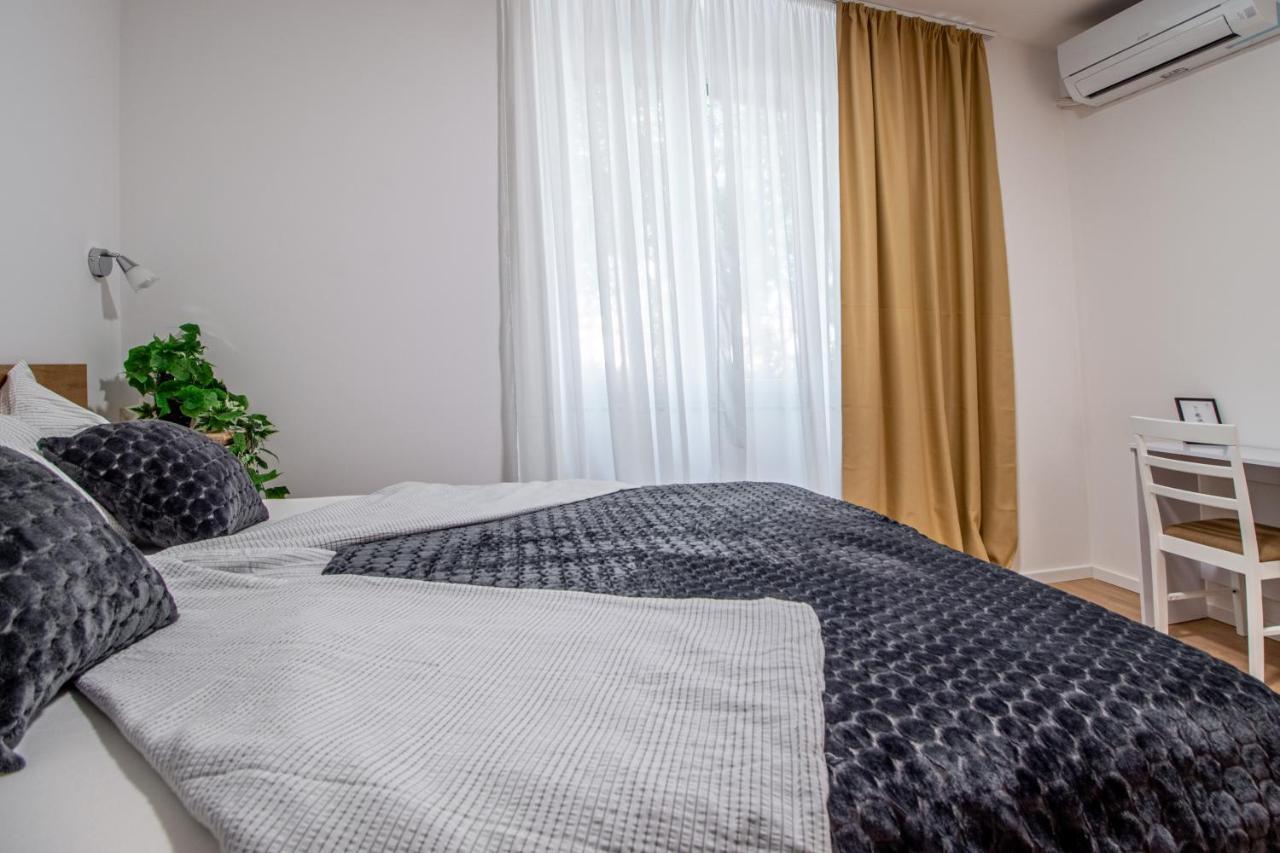 Apartments Euphoria East Rijeka Luaran gambar