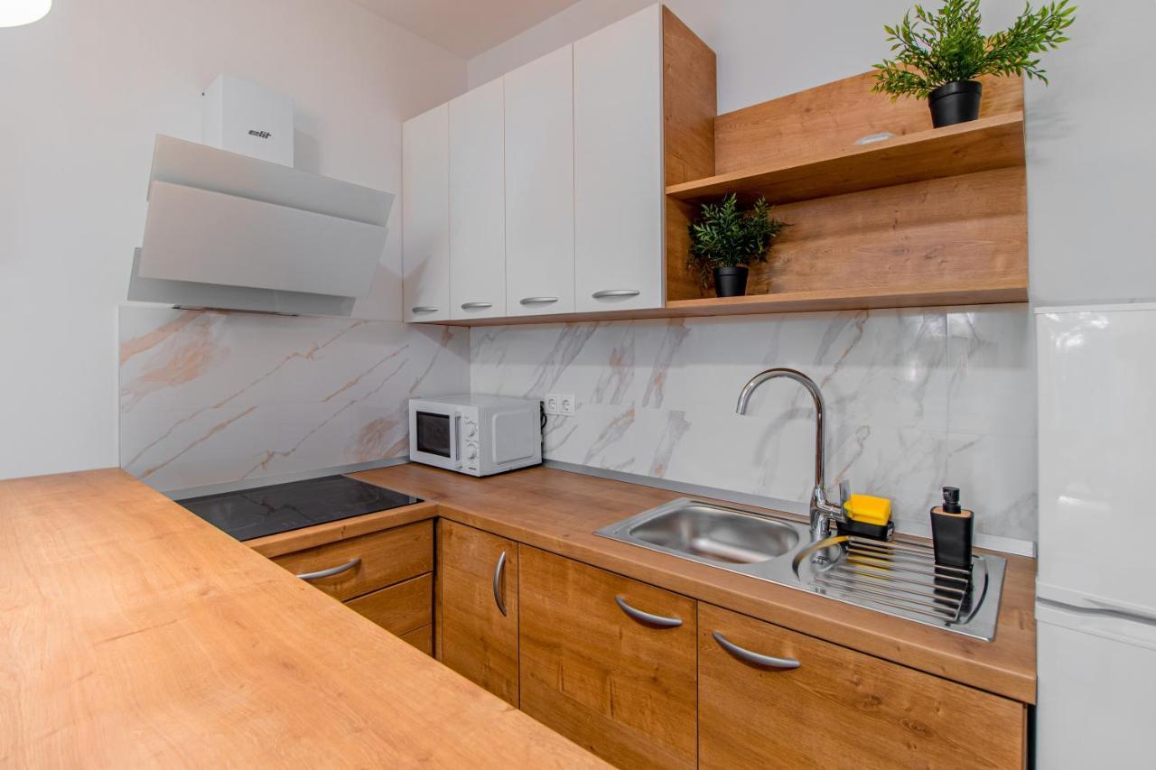 Apartments Euphoria East Rijeka Luaran gambar