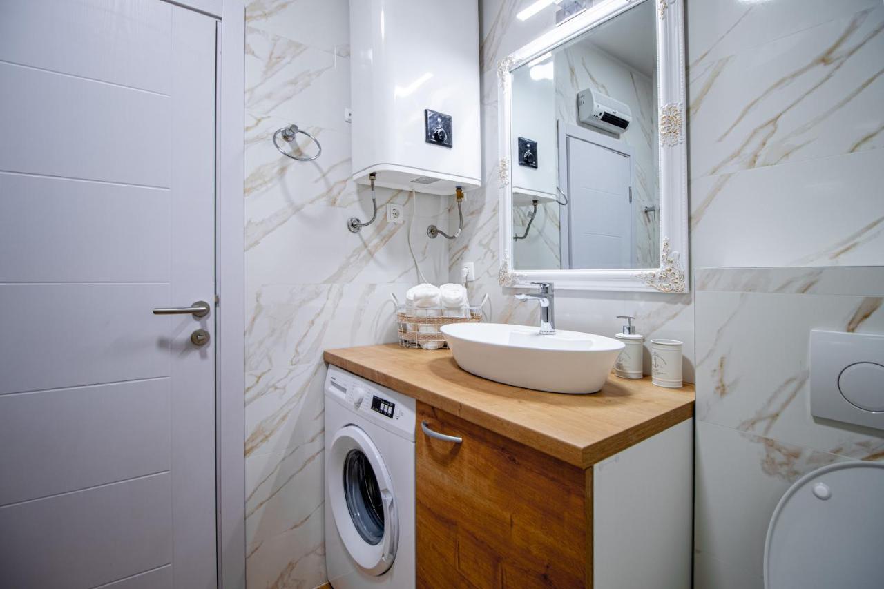Apartments Euphoria East Rijeka Luaran gambar